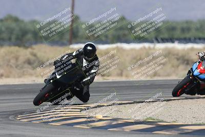 media/Oct-13-2025-Moto Forza (Mon) [[a66d839500]]/3-B Group/Session 3 (Turn 16)/